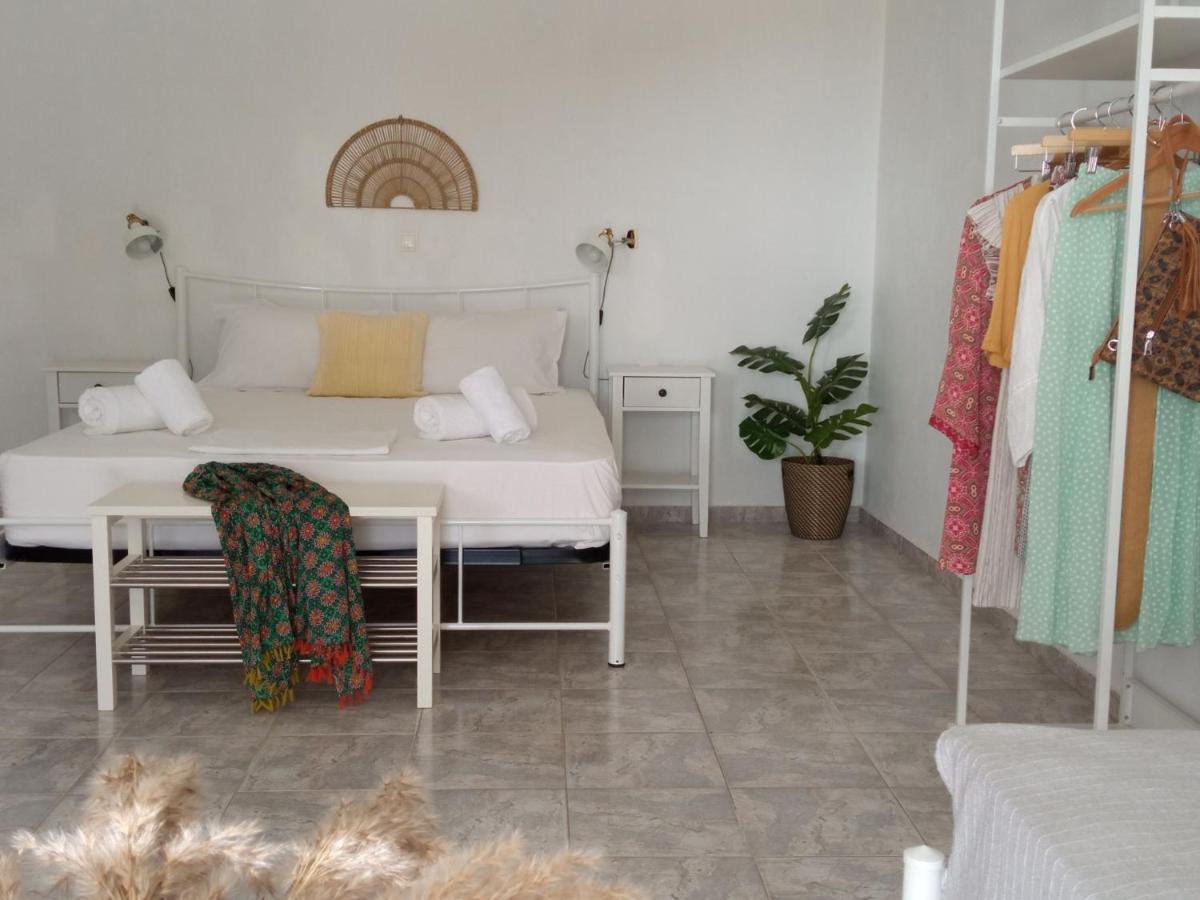 Ferienwohnung Ktima Vrisiana Platis Gialos  Exterior foto